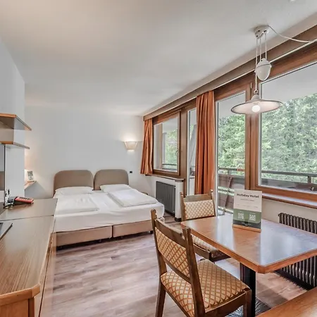 Hotiday Collection - Campiglio Groste Hotel Madonna di Campiglio