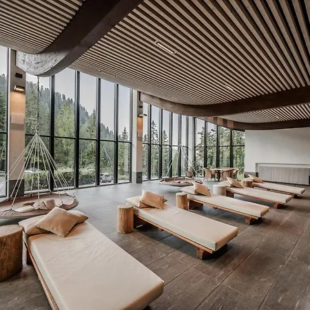 Hotiday Collection - Campiglio Groste Hotel Madonna